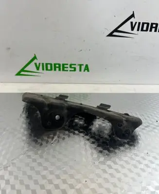KIA Sportage Headlight/headlamp mounting bracket