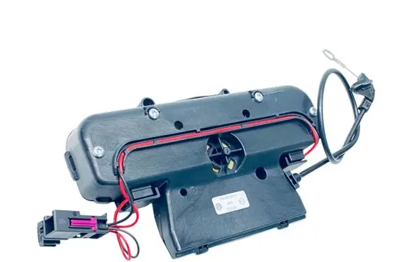Volkswagen Touareg II Seat adjustment motor 7P6885682A 7P6885344B