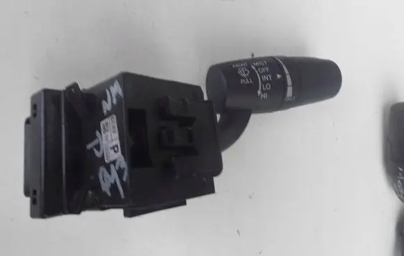 Mazda 3 III Wiper speed switch 17F892