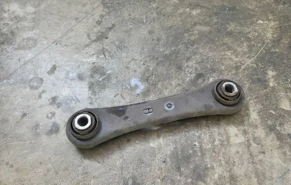 Volvo XC60 Rear control arm 
