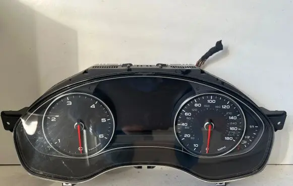Audi A7 S7 4G Speedometer (instrument cluster) 4G8920981S