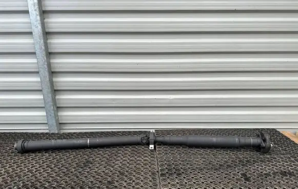 BMW 5 G60 G61 Rear driveshaft/prop shaft 8866067