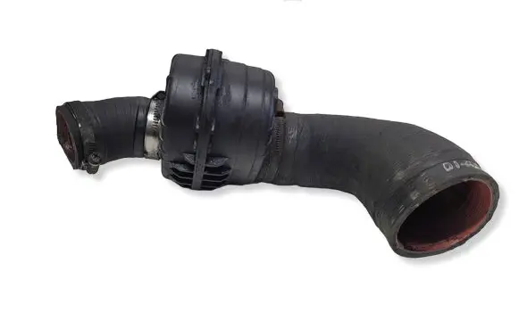 Volvo V70 Intake resonator 31274411