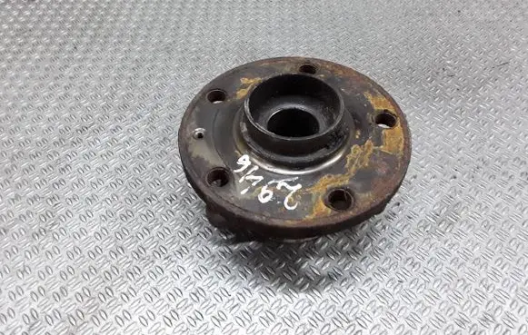 Volkswagen PASSAT B6 Rear wheel bearing hub 