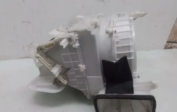 Nissan Murano Z50 Interior heater climate box assembly housing 
