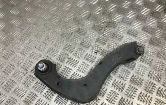 Toyota Prius (XW50) Rear control arm