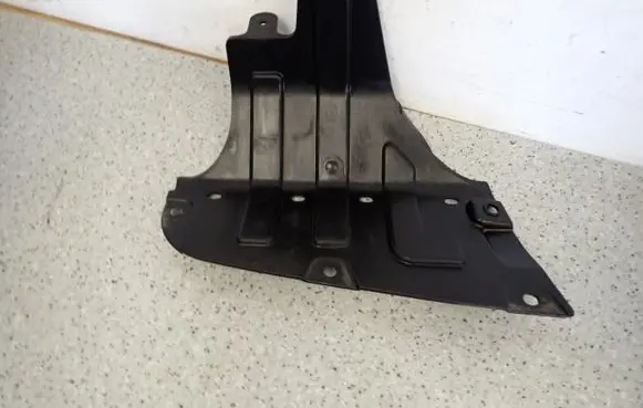 KIA Rio Front fog light trim/grill RIOIIINASTAWNIK