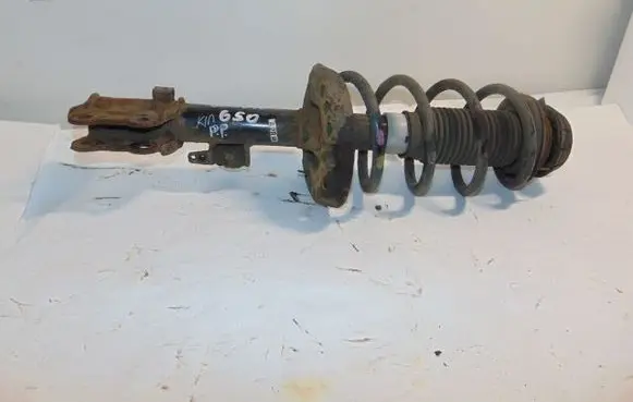 KIA Soul Front shock absorber with coil spring 546602K840 546252K000