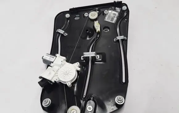 Volvo C70 Rear window lifting mechanism without motor 31253533