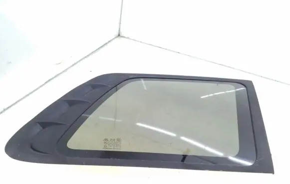 Hyundai Santa Fe Rear side window AS3