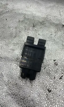 Lexus IS 220D-250-350 Fuel tank opening switch 15A990