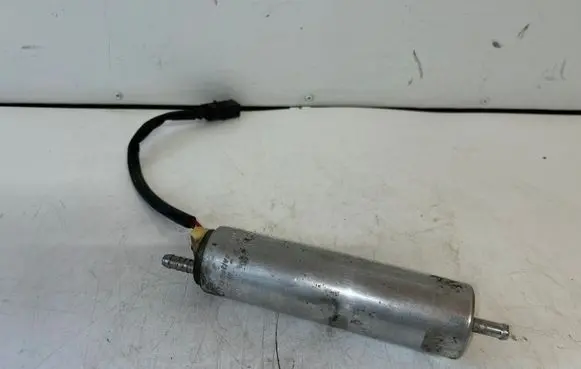 Audi A6 S6 C6 4F Fuel injection high pressure pump 8K0906095