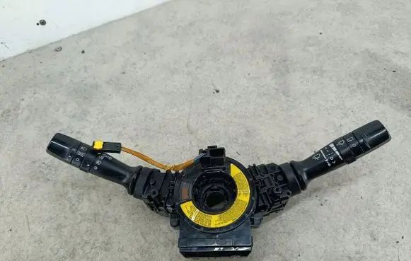 KIA Ceed Wiper turn signal indicator stalk/switch 