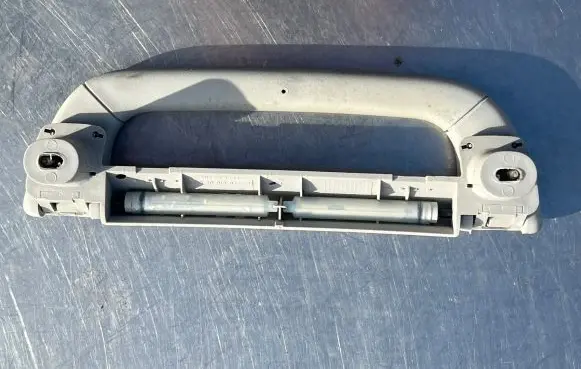 Mercedes-Benz S W220 Rear interior roof grab handle 2208100551