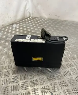 Volkswagen Touareg I CD/DVD changer 1J6035111