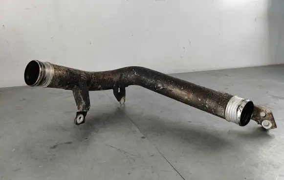 Intercooler hose/pipe