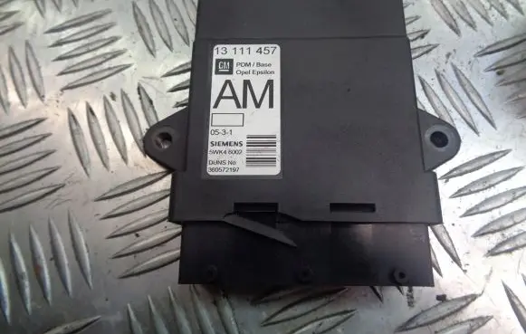 Opel Vectra C Door control unit/module 13111457