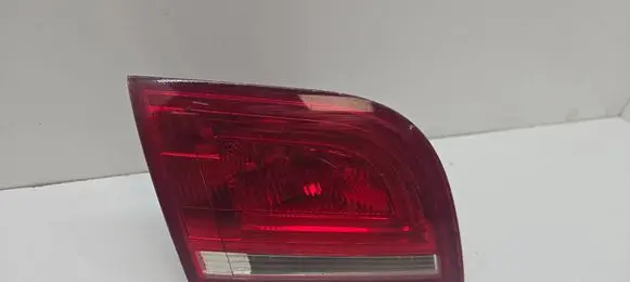 Audi A3 S3 8P Tailgate rear/tail lights 8P4945093D