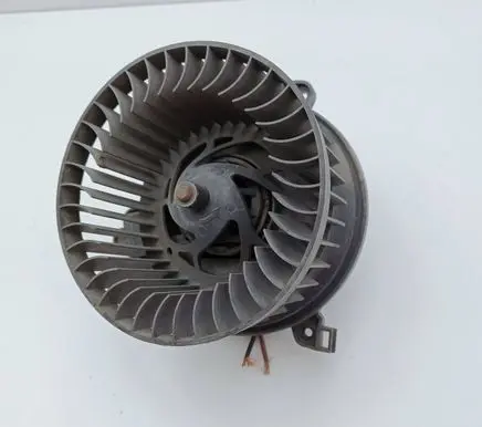 Peugeot Partner Heater fan/blower M49030668Q
