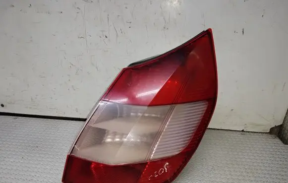 Renault Scenic II - Grand scenic II Rear/tail lights 8200127702E