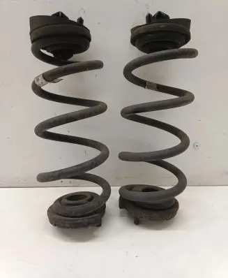 Audi A4 S4 B9 8W Rear coil spring 8W0511115