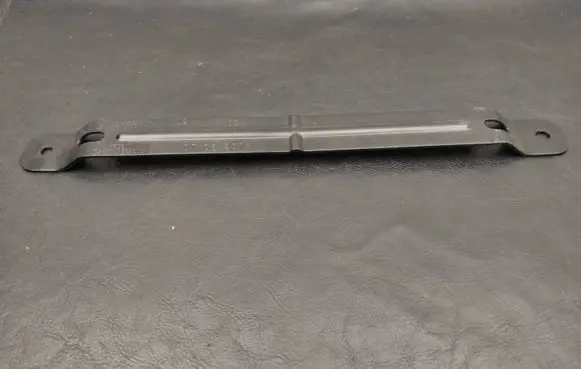 Battery bracket