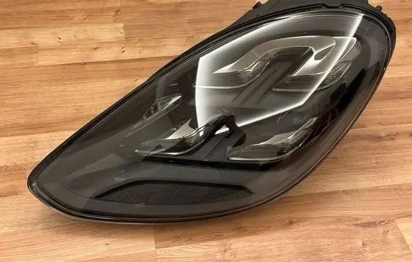 Porsche Panamera (971) Headlight/headlamp 971941035j