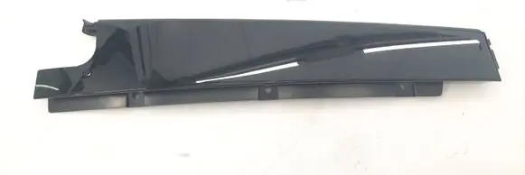 Porsche Cayenne (9Y0 9Y3) Rear door glass trim molding 9Y3839901