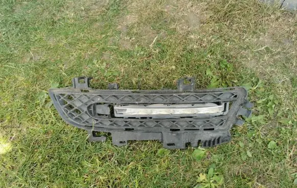 Mercedes-Benz CLK C207 A207 Front bumper lower grill A2078800424