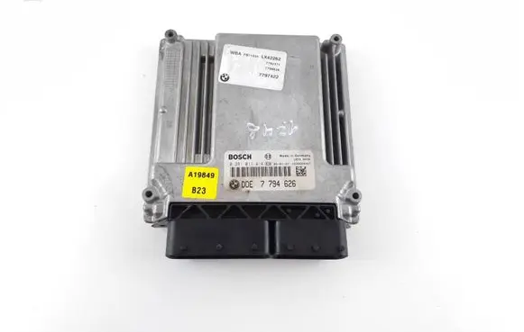 BMW X3 E83 Engine control unit/module 7794626 0281011414 1039S04407
