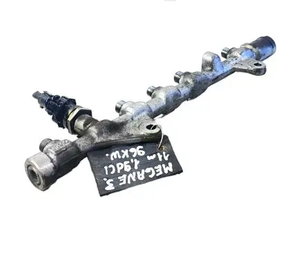 Renault Megane III Fuel main line pipe 0445214257 H8200576687