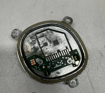 BMW 3 G20 G21 LED ballast control module 1420000425
