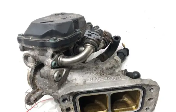 Volkswagen Golf VII Engine shut-off valve 04L128063T