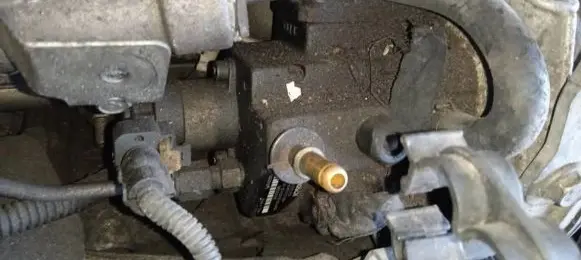 Fiat Croma Fuel injection high pressure pump 0445010150