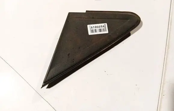 Ford Focus Other front door trim element 4m51a16004ae 4m51-a16004-ae