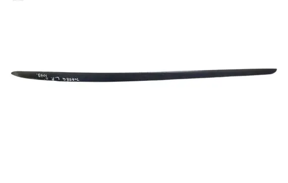 Volkswagen Touareg II Windshield trim 7P6854327A