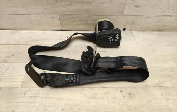Volkswagen Touran I Rear seatbelt 1T0857806B