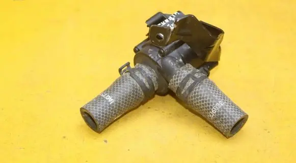 Aston Martin DB11 Electric auxiliary coolant/water pump