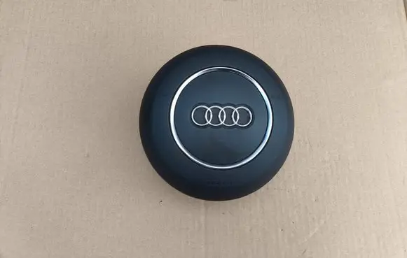 Audi TT TTS Mk2 Steering wheel airbag 8J0880201K