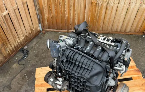 BMW 1 E81 E87 Piston n43b20a