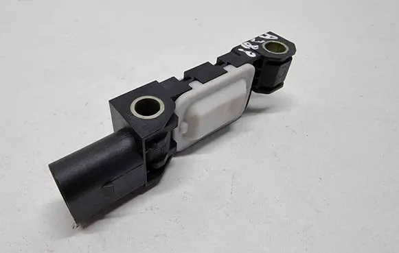 Audi A3 S3 8P Airbag deployment crash/impact sensor 4B0959643E 4B0959643ERB4