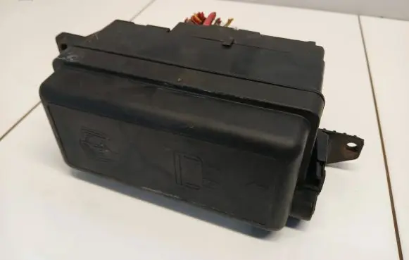 Mini One - Cooper R50 - 53 Fuse box set 121321160704 14266410 6906604