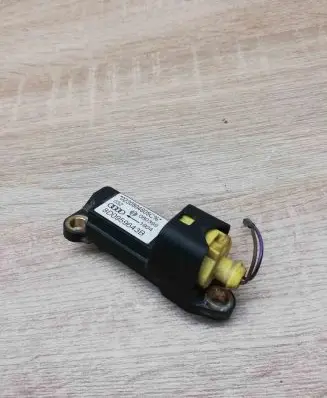 Audi A4 S4 B5 8D Airbag deployment crash/impact sensor 8d0959643b