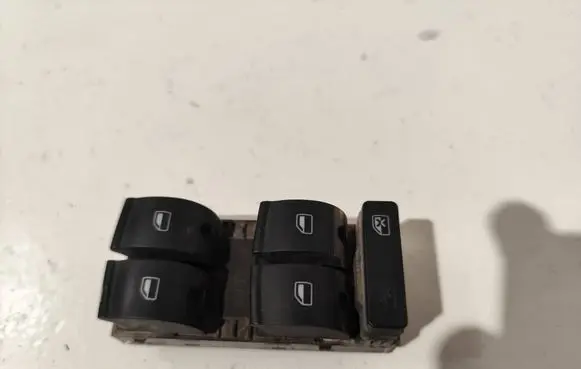 Audi A4 S4 B7 8E 8H Electric window control switch 8E0959851