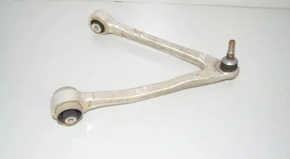 BMW i3 Front lower control arm/wishbone 6863739 31106863739