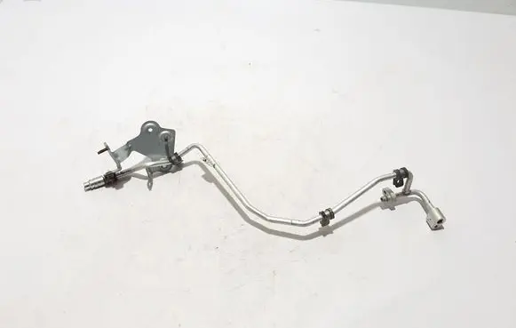 Air conditioning (A/C) pipe/hose