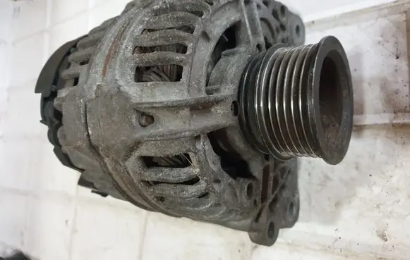 Audi A3 S3 8L Generator/alternator 028903028D 0124325003