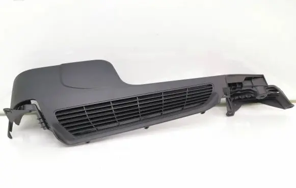 Trunk/boot lower side trim panel