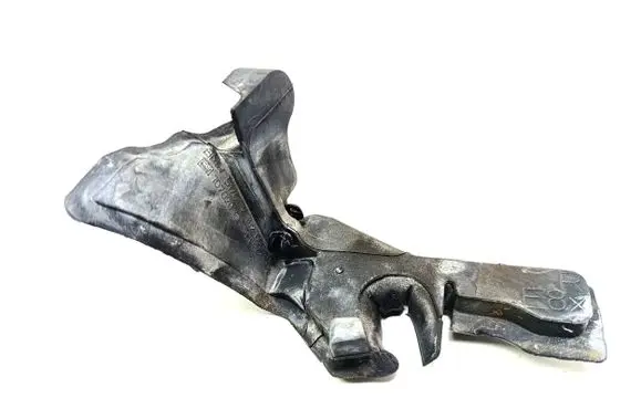 BMW 1 E82 E88 Engine compartment rubber 7182060