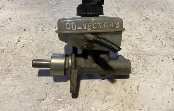 Opel Vectra B Master brake cylinder 32661923